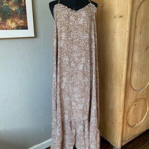 LAWLESS Brown and White Floral Maxi Dress